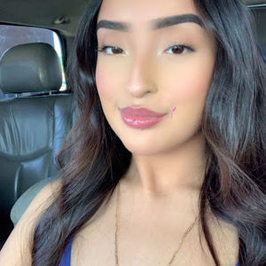 Meet your Posher, Mireya